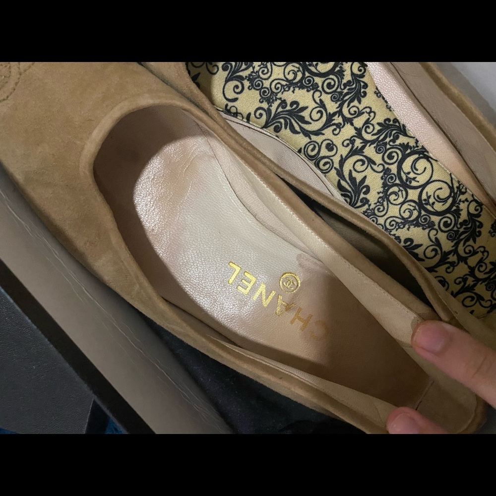 Chanel Tan Suede Ballerinas - Picture 7 of 7